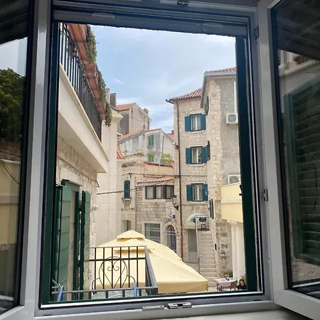 Pensión N&m - Diocletians Palace Split