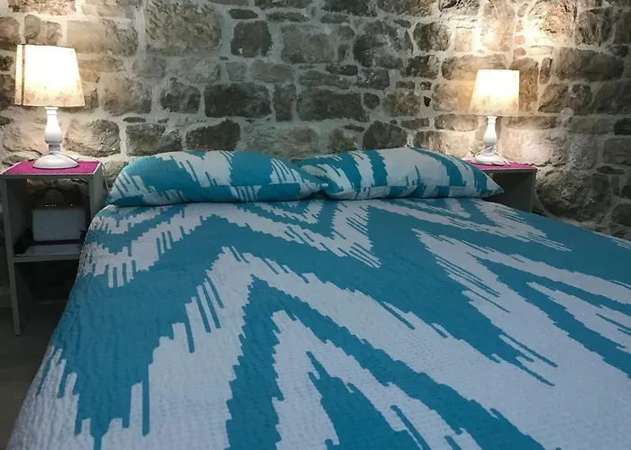 N&m - Diocletians Palace