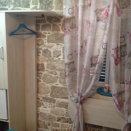 N&m - Diocletians Palace