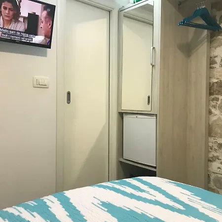 N&m - Diocletians Palace Спліт