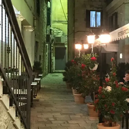 N&m - Diocletians Palace Pensjonat 3*