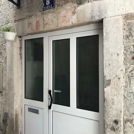 N&m - Diocletians Palace 3* Спліт