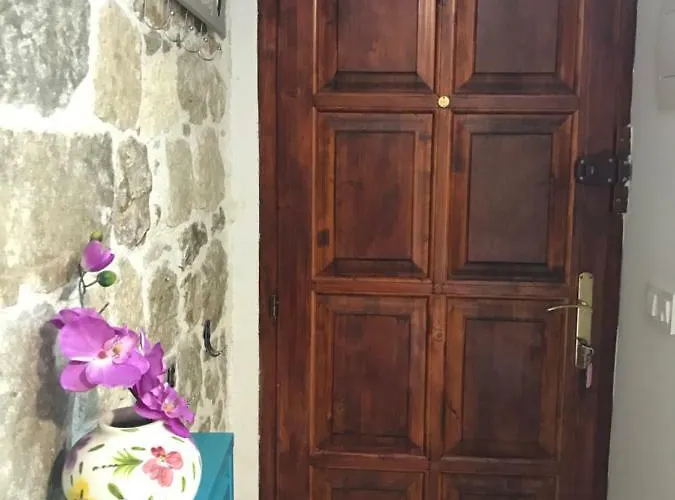 ゲストハウス N&m - Diocletians Palace 3*