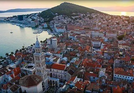 N&m - Diocletians Palace 招待所 斯普利特