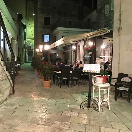 N&m - Diocletians Palace 3* 斯普利特